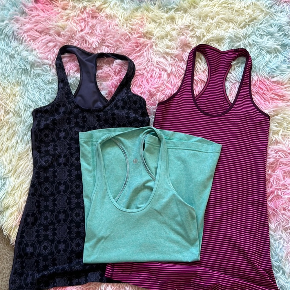 Lululemon tanks all 3 as a set